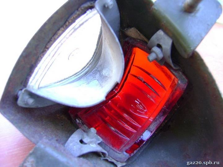 Два светофильтра заднего фонаря